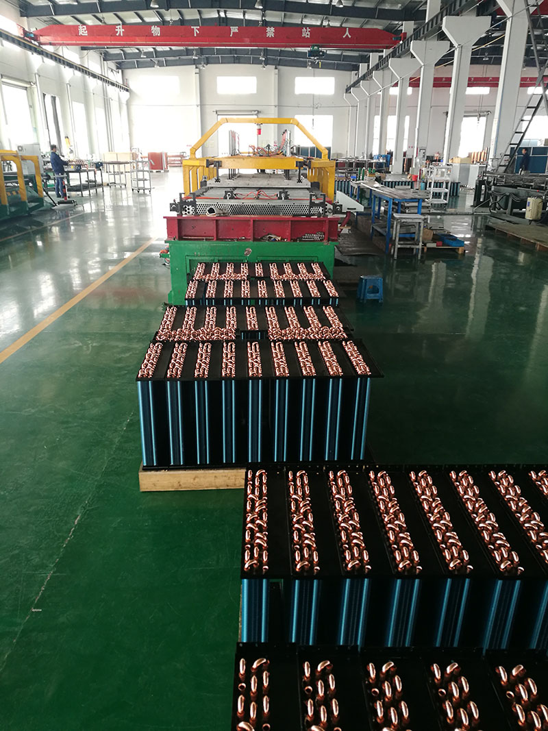 生產(chǎn)車間掠影一